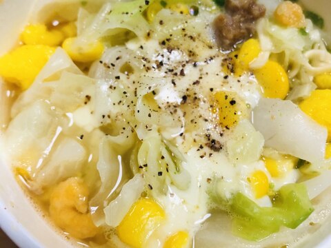 ☆カップヌードルの野菜たっぷりアレンジ☆